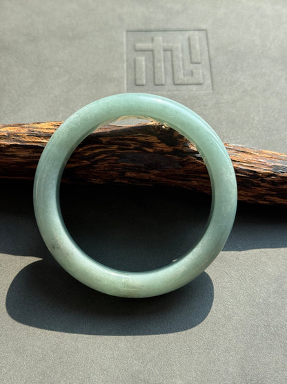 #0453 Icy Bluish Green Jade Bangle Size 55.7
