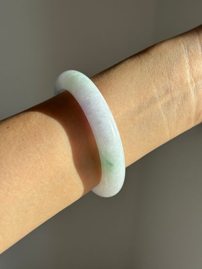 #0448 Icy Lavender Green Jade Bangle Size 55.8