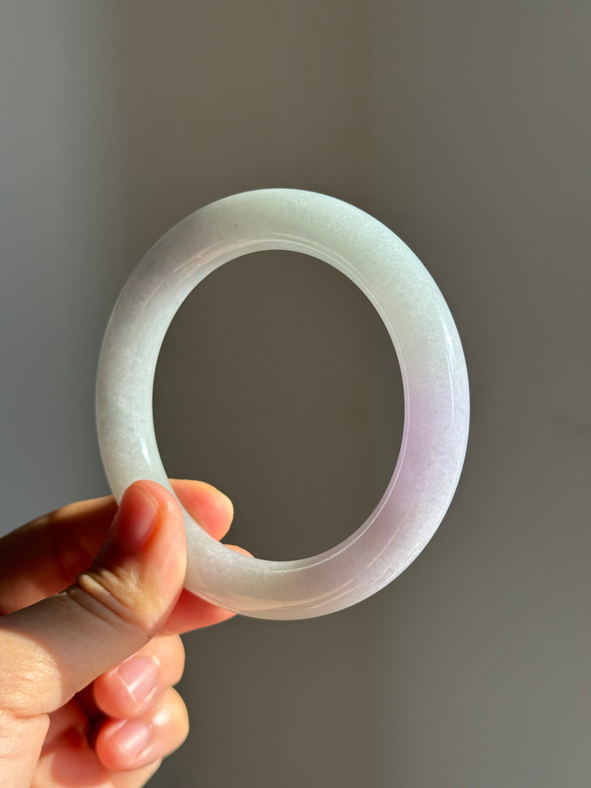 #0458 Icy Light Green Lavender Round Jade Bangle Size 60 (fits up to 61mm)