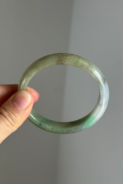 #0373 Icy Sun Green Yellow Ink Oval Jade Bangle Size 52