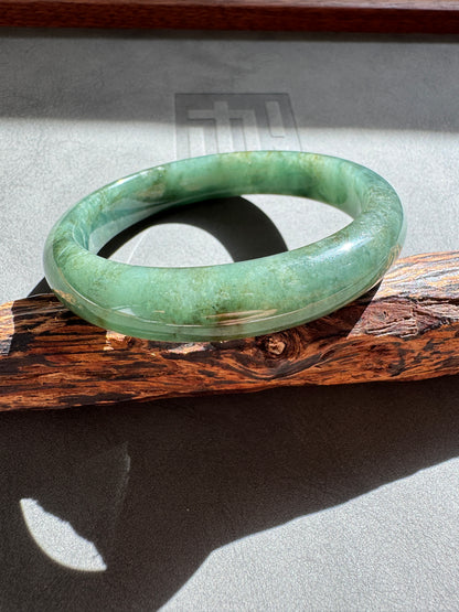 #0318 Rich Olive Green Jade Bangle Size 58