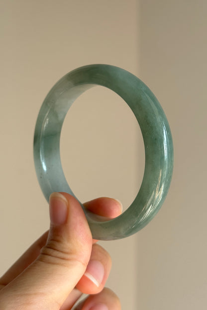 #0440 Icy Bluish Green Blue Water Jade Bangle Size 52.2