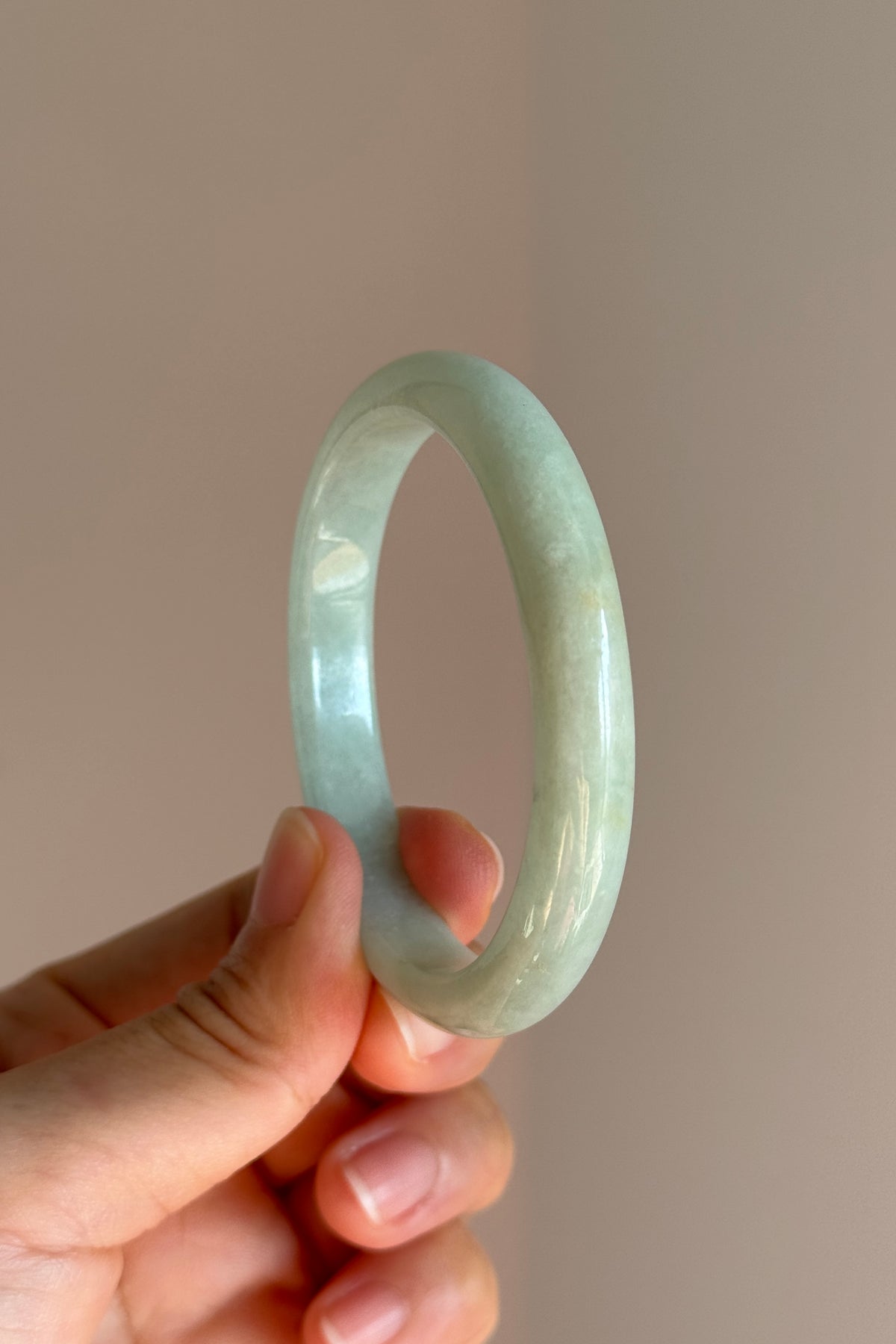 #0426 Lotus Green Oval Jade Bangle Size 51