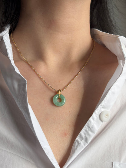 #P0519 "Bi" Vivid Green Jadeite Jade Donut 18K Yellow Gold Pendant