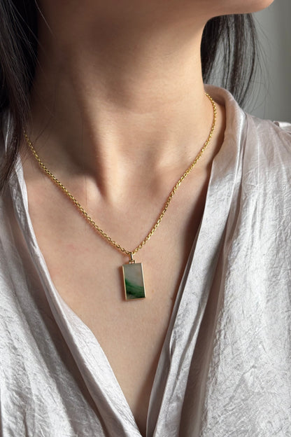 #0450 "Wu Shi" Icy Vivid Green Jadeite Jade 18K Yellow Gold Pendant