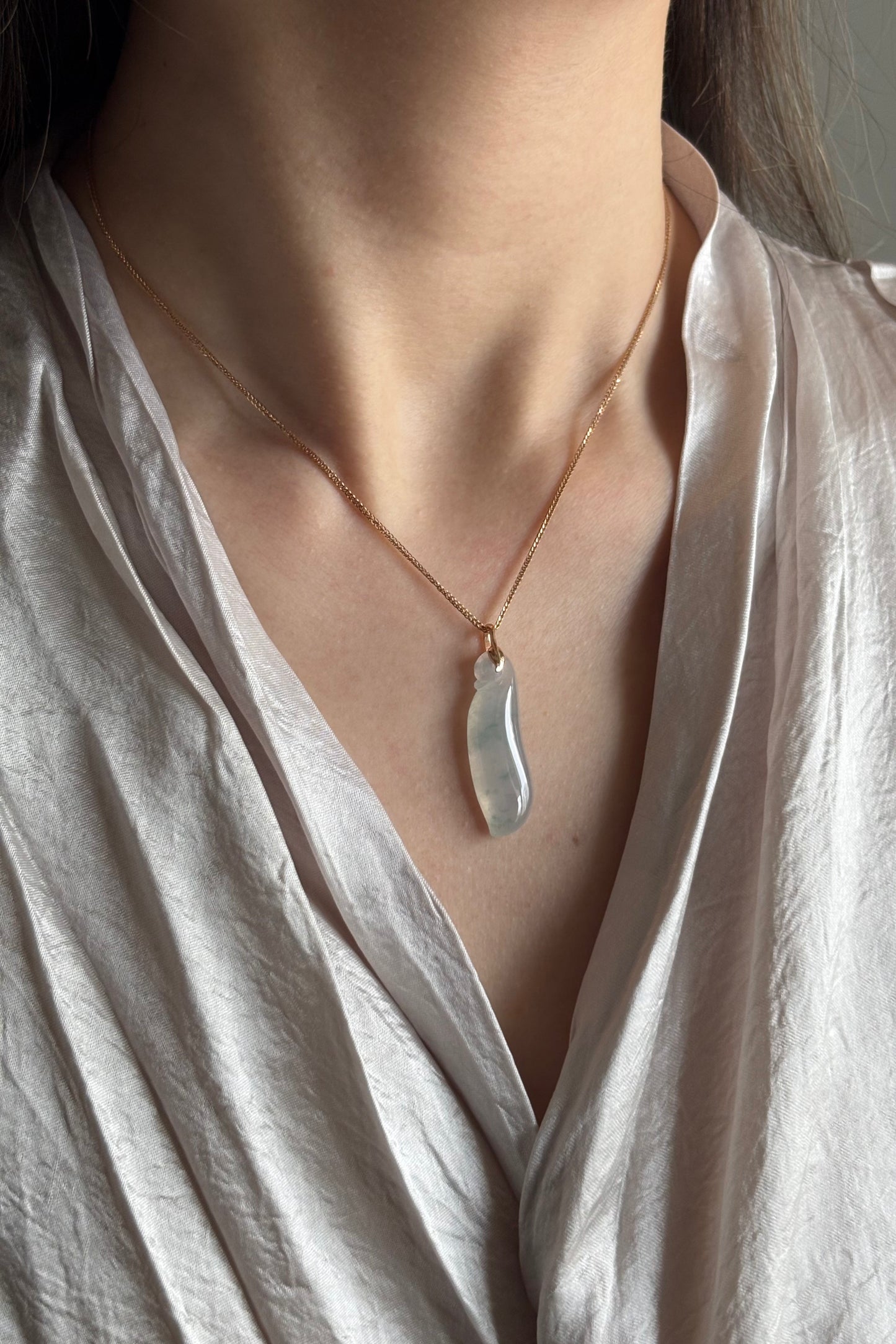 #0446 "Lucky Melon" Highly Icy Blue Flower Jadeite Jade 18K Rose Gold Pendant