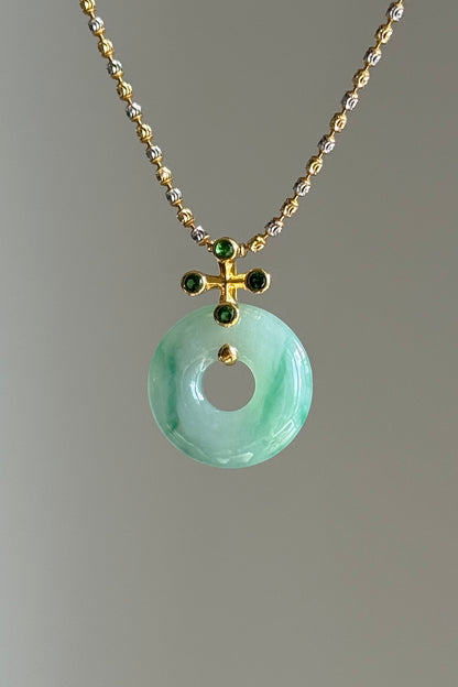 #P0467 "Bi" Icy Vivid Green Jadeite Jade Donut 18K Yellow Gold Pendant