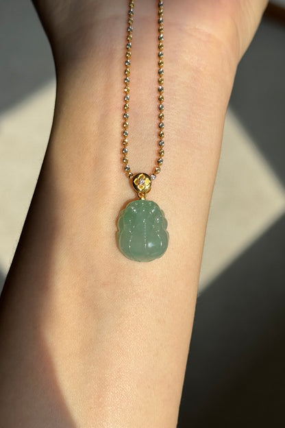 #P0522 "Pixiu" Icy Green Jadeite Jade 18K Yellow Gold Pendant