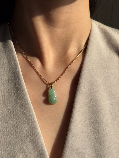 #P0516 "Hulu/Gourd" Icy Lotus Green Flower Jadeite Jade 18K Yellow Gold Pendant