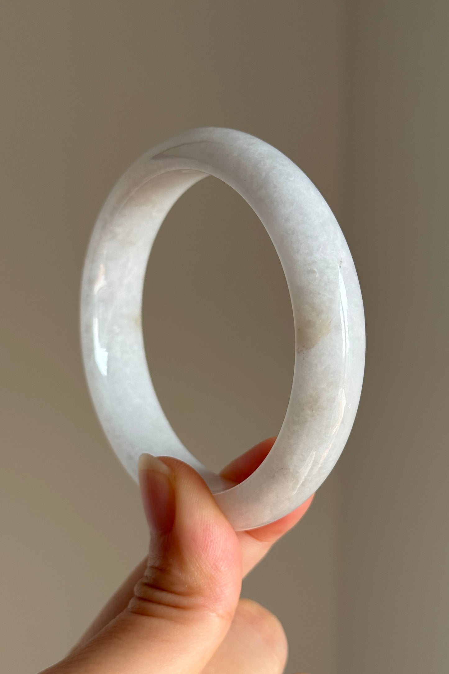 #0404 Light Pink Lavender Jade Bangle Size 56.4