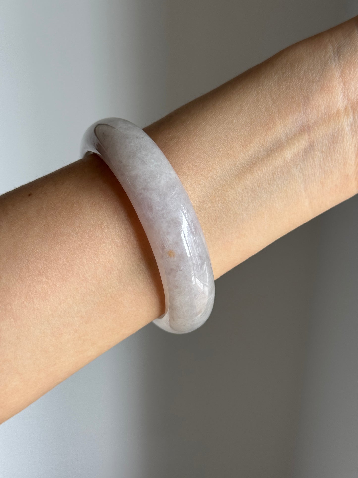 #0406 Icy Light Lavender White Jade Bangle Size 56.5