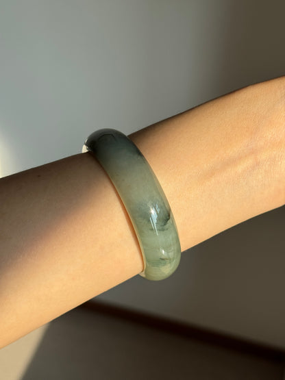#0410 Icy Olive Green Yellow Ink Flower Jade Bangle Size 53.2