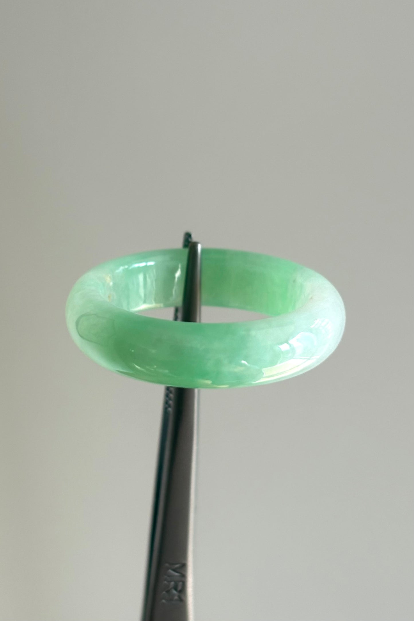 #R0609 Icy Vivid Green Jadeite Jade Band Ring Size 10.75