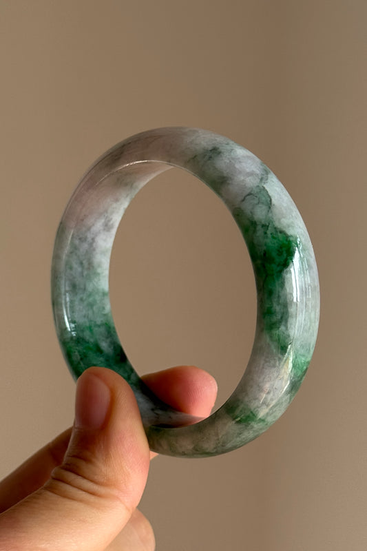 #0411 Rich Vivid Green Lavender Jade Bangle Size 52.5