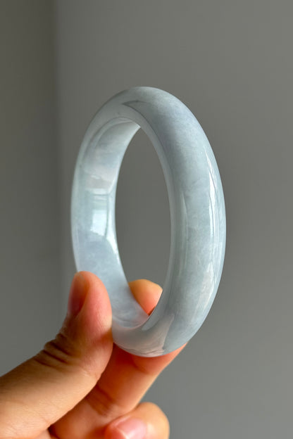 #0335 Icy Blue Lavender Jade Bangle Size 56
