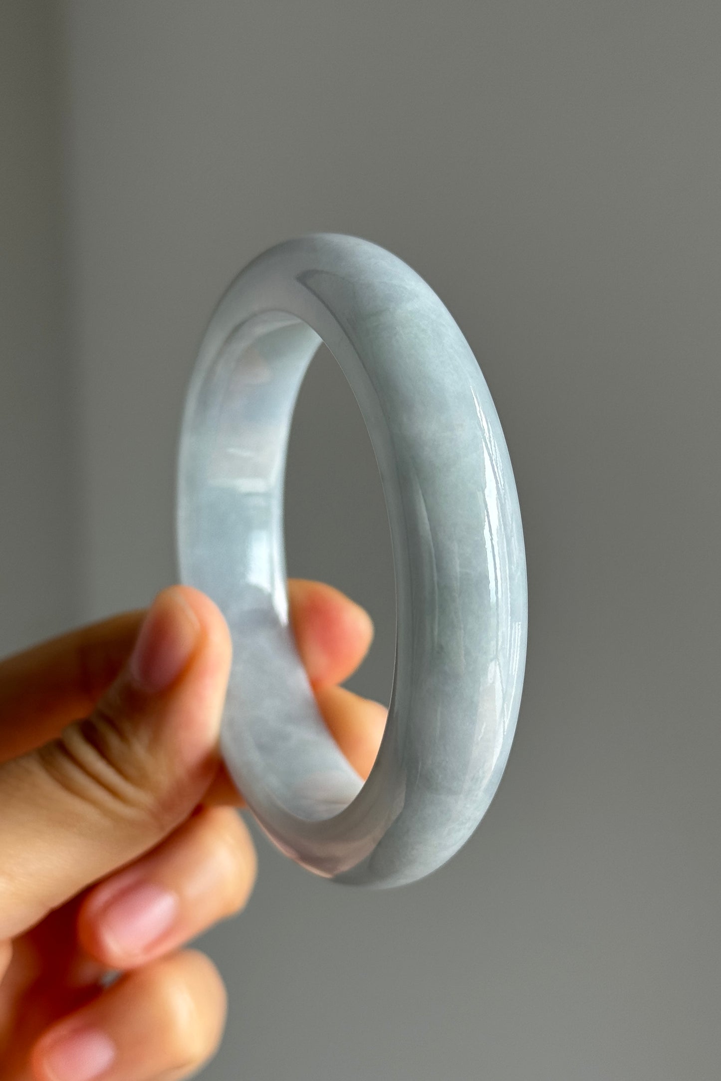 #0335 Icy Blue Lavender Jade Bangle Size 56