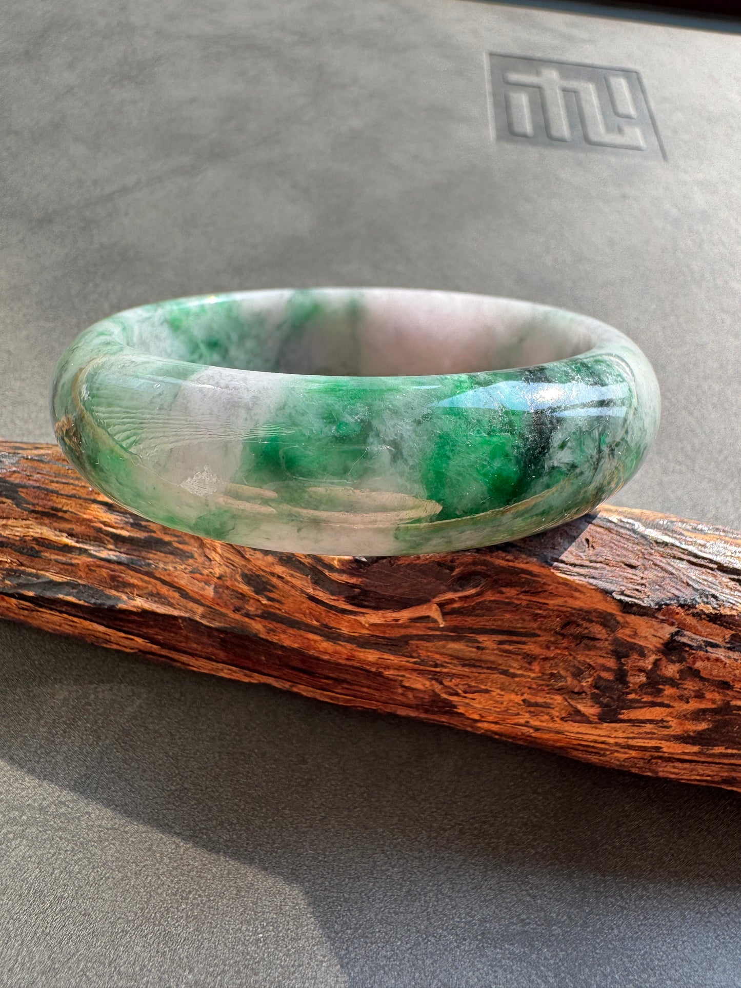 #0411 Rich Vivid Green Lavender Jade Bangle Size 52.5