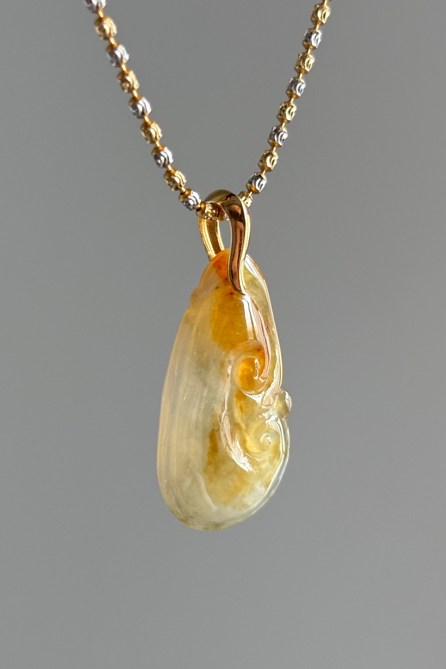 #P0476 "Ruyi" Icy Yellow Golden Jadeite Jade 18K Yellow Gold Pendant