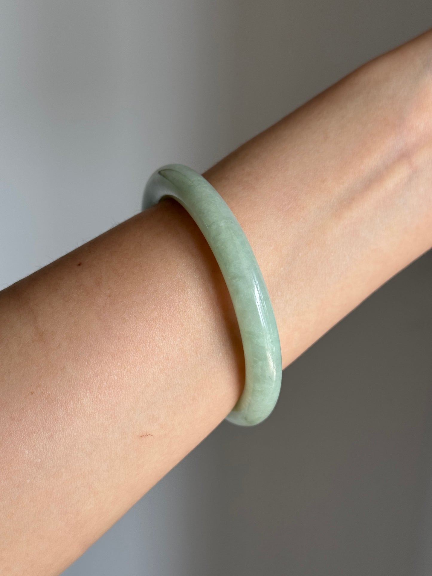 #0412 Icy Apple Green Jade Bangle Size 53 (fits up to 55)