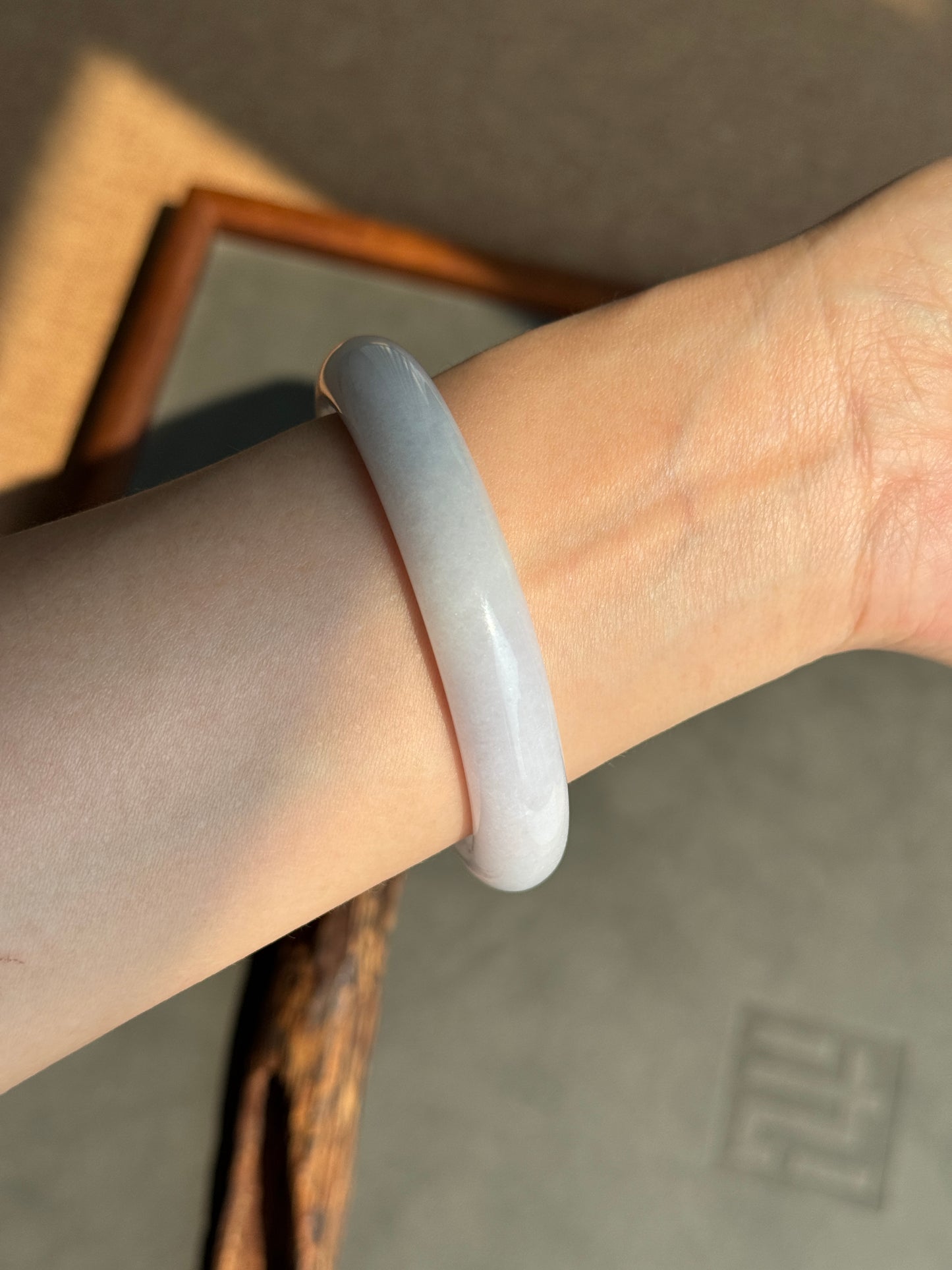 #0414 Icy Pink Lavender Yellow Golden Flecks Jade Bangle Size 57