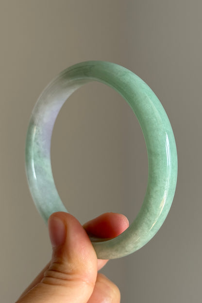 #0417 Icy Green Lavender Jade Bangle Size 58.8