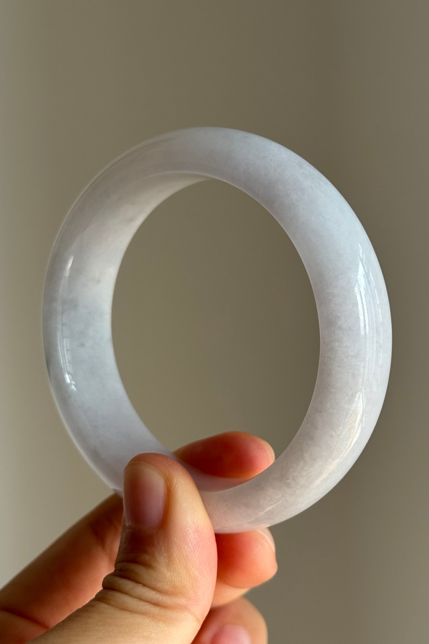 #0419 Icy Pink Lavender Jade Bangle Size 55