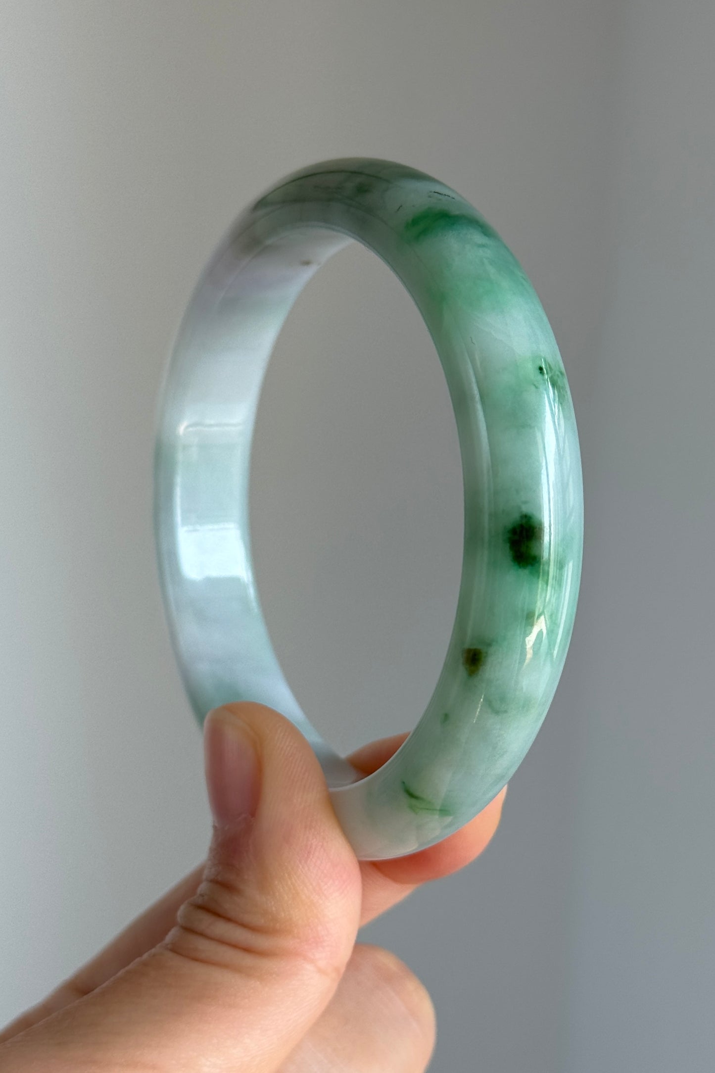 #0355 Sun Green White Lavender Jade Bangle Size 59