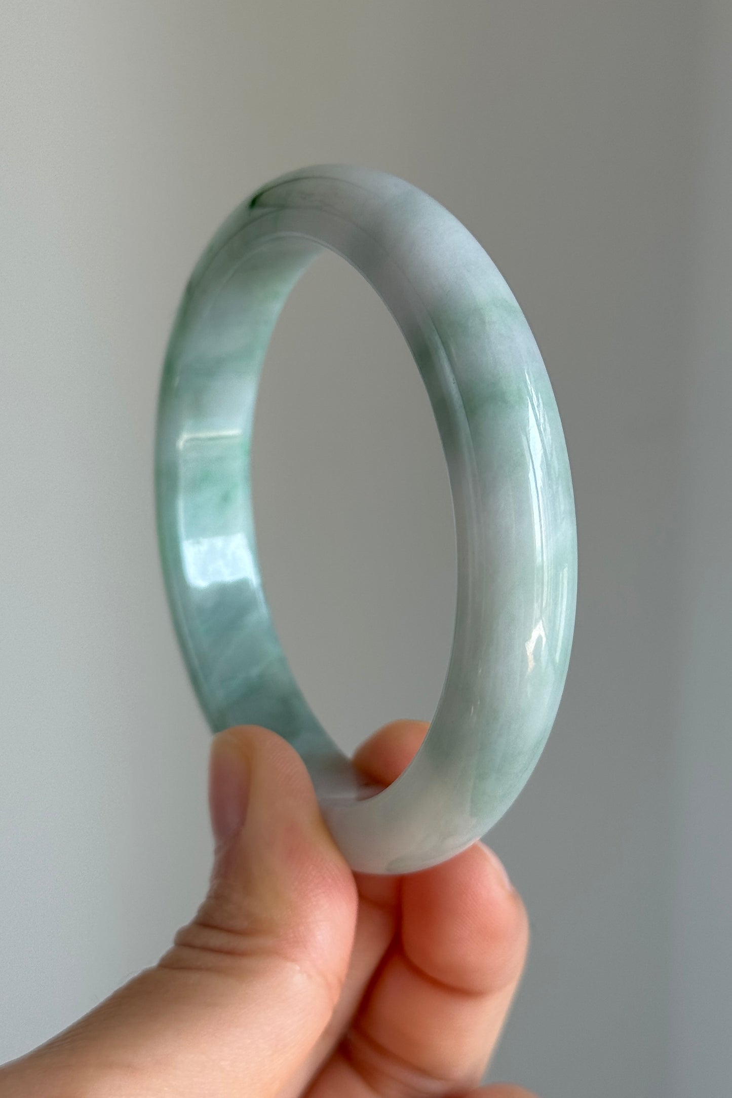 #0355 Sun Green White Lavender Jade Bangle Size 59