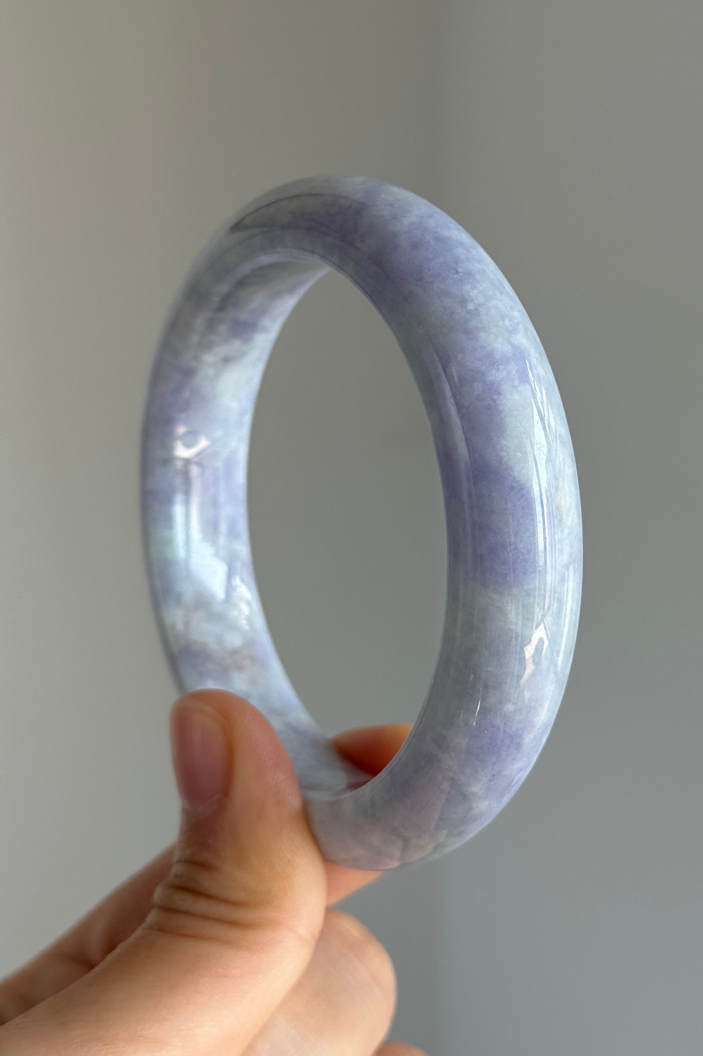 #0356 Rich Lavender White Jade Bangle Size 58.2