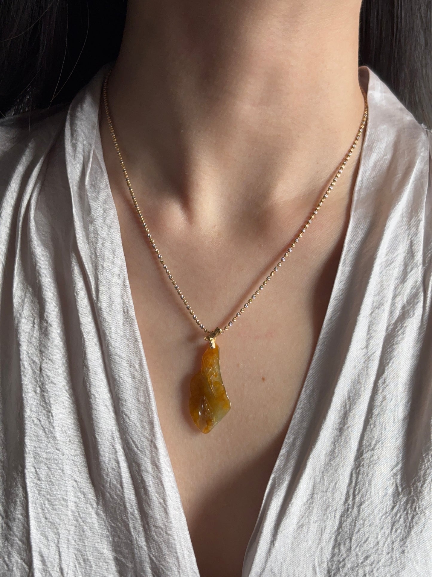 #P0485 "Plum Blossom" Icy Yellow Golden Jadeite Jade 18K Yellow Gold Pendant