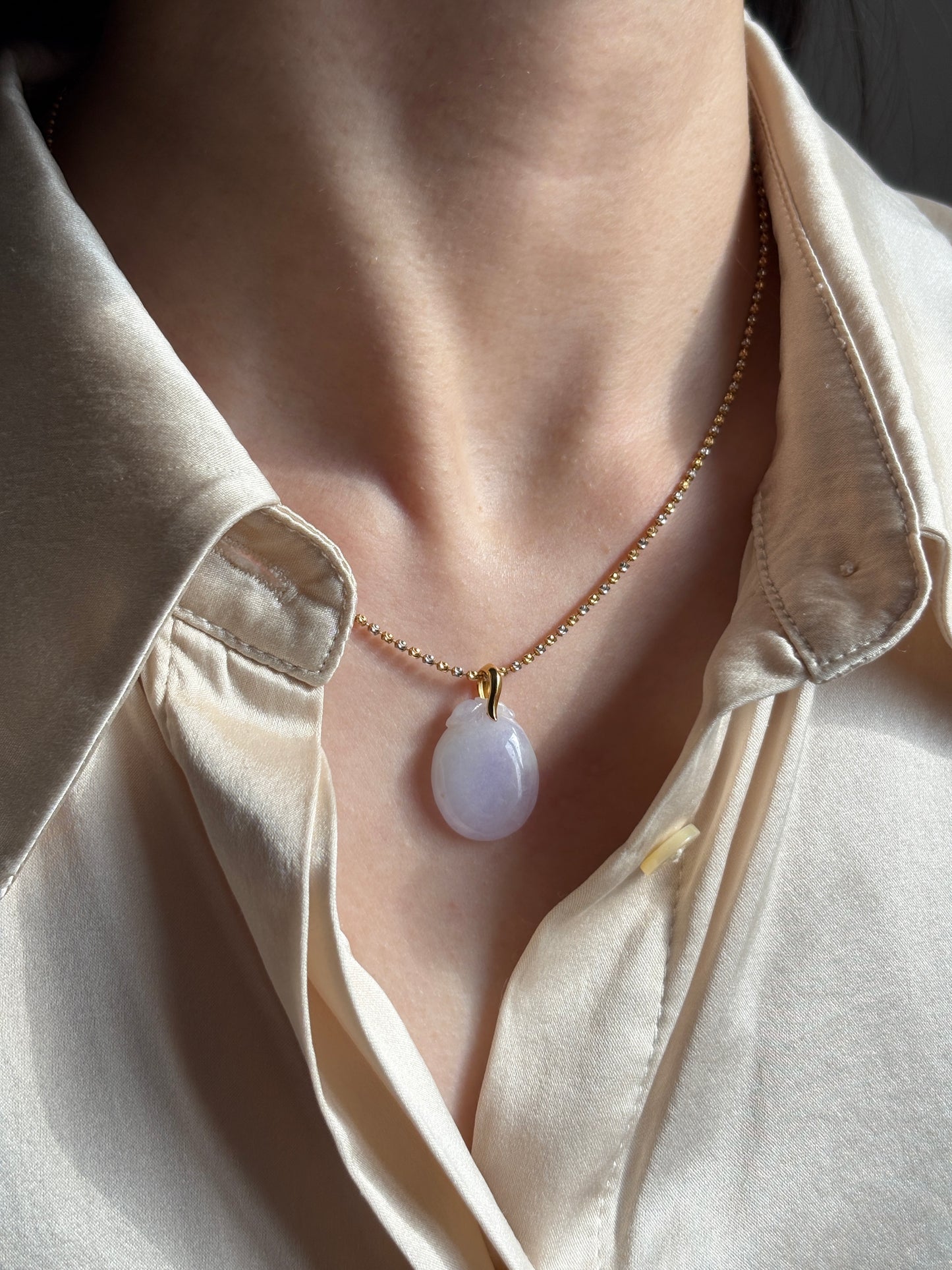 #P0511 "Fortune Peach" Pink Lavender Jadeite Jade 18K Yellow Gold Pendant