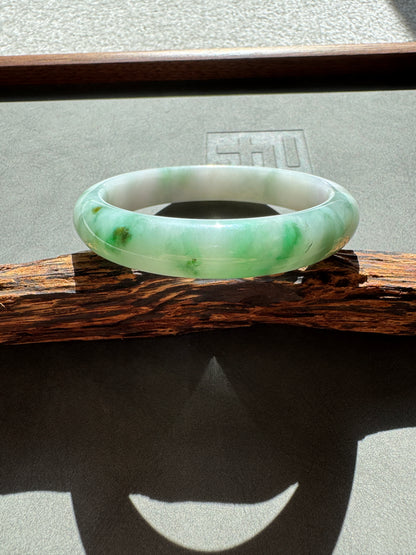 #0355 Sun Green White Lavender Jade Bangle Size 59