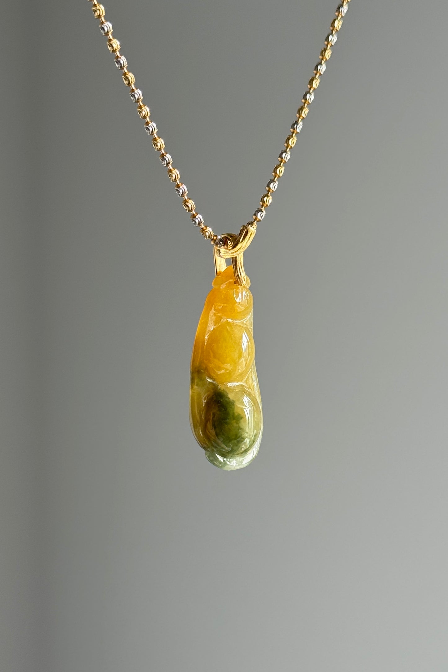 #P0509 "Freeform Fortune Bean" Golden Yellow Green Jadeite Jade 18K Yellow Gold Pendant