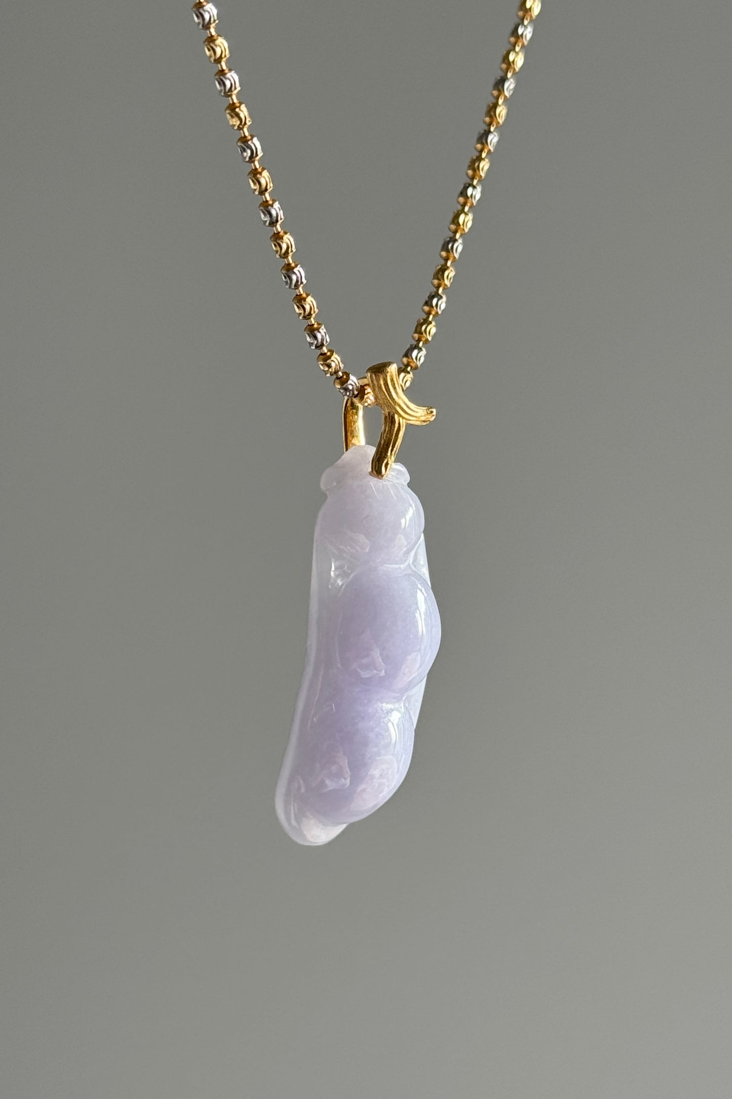 #P0515 "Freeform Fortune Bean" Pink Lavender Jadeite Jade 18K Yellow Gold Pendant