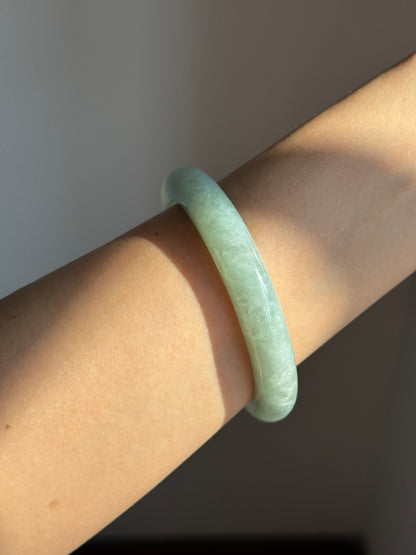 #0460 Icy Lotus Green Jade Bangle Size 59.5