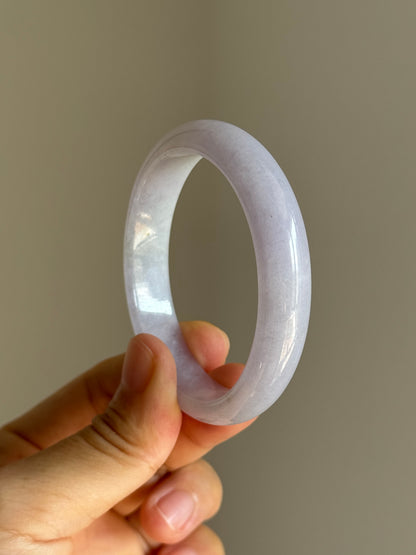 #0461 Icy Vivid Lavender Oval Jade Bangle Size 51