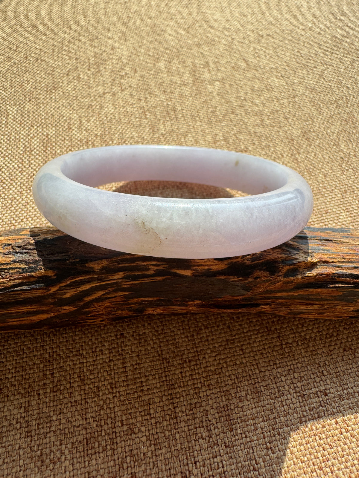 #0461 Icy Vivid Lavender Oval Jade Bangle Size 51
