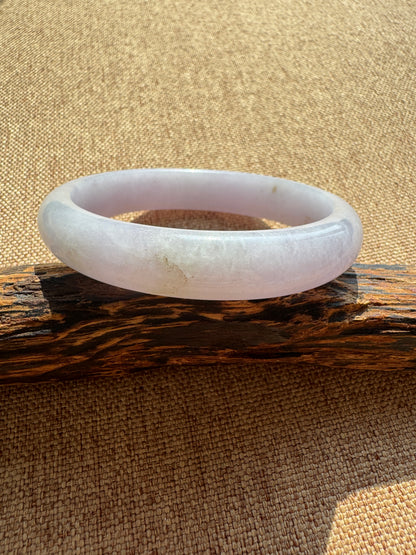 #0461 Icy Vivid Lavender Oval Jade Bangle Size 51