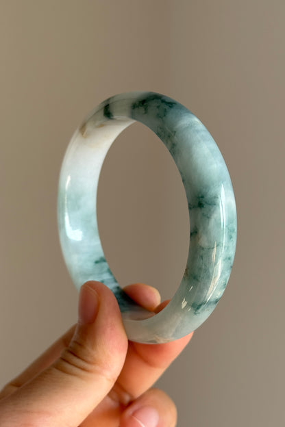 #0462 Icy Bluish Green Flowers Jade Bangle Size 59