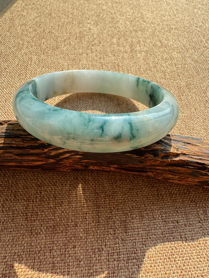 #0462 Icy Bluish Green Flowers Jade Bangle Size 59