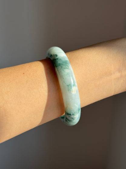 #0462 Icy Bluish Green Flowers Jade Bangle Size 59