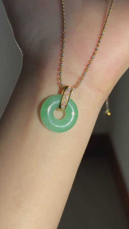 #P0562 "Bi" Icy Bright Green Jadeite Jade Donut 18K Yellow Gold Pendant