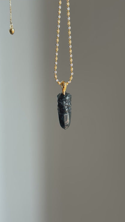 #P0543 “Vajra/Thunderbolt“ Black Jadeite Jade 18K Yellow Gold Pendant