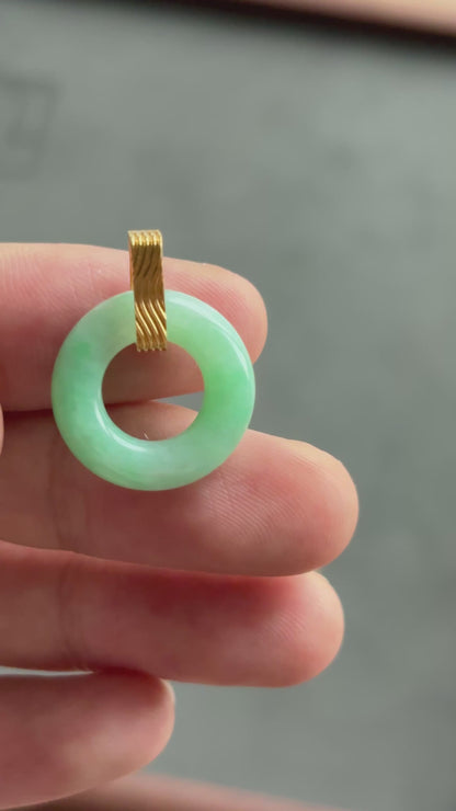 #0468 "Bi" Vivid Green Jadeite Jade 18K Yellow Gold Pendant