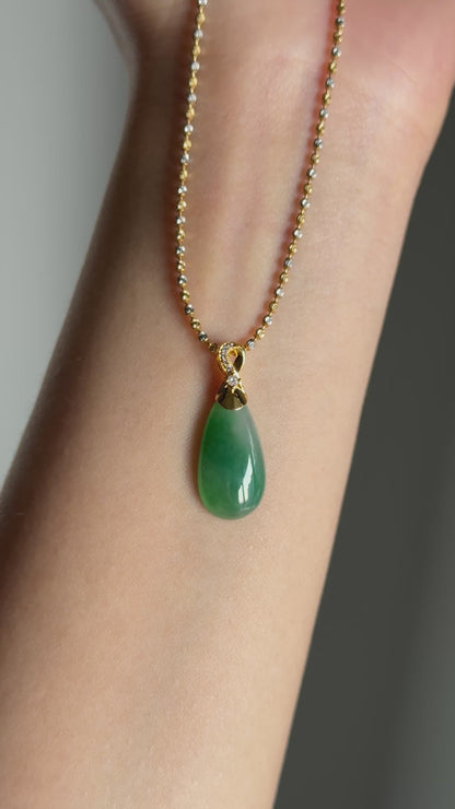 #P0501 "Water Drop" Icy Rich Green Jadeite Jade 18K Yellow Gold Pendant