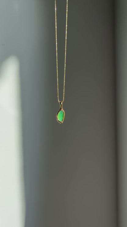 #P0426 "Leaf" Highly Icy Imperial Green Jadeite Jade 18K Yellow Gold Pendant