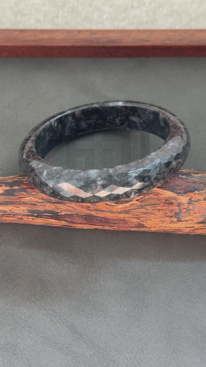 #0316 Diamond Cut Black Jade Bangle Size 57.6