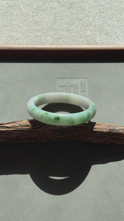 #0355 Sun Green White Lavender Jade Bangle Size 59
