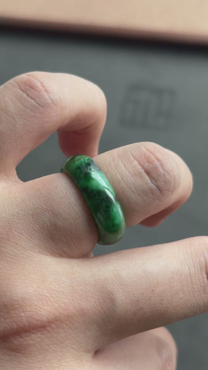#R0612 Rich Green Jadeite Jade Band Ring Size 8.25