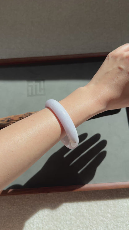 #0317 Pink Lavender Jade Bangle Size 60.1